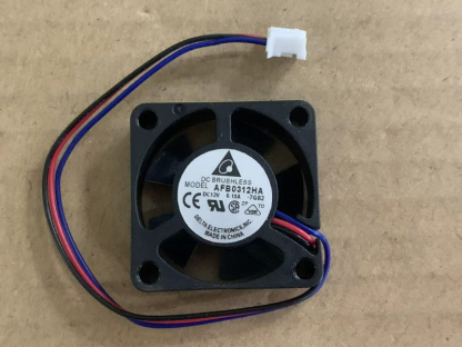 Delta 超小型冷却ファン AFB0312HA-7G82 30×30×10mm 12V 0.15A 3Pin 省エネ設計