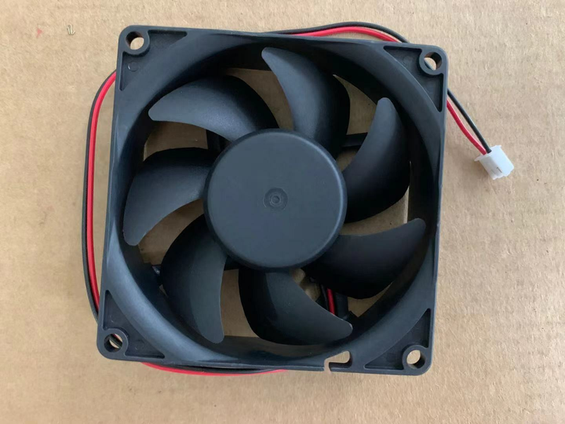 SUNON PF80251B1-000U-A99 12V 4.1W 8cm 2 線式 冷却ファン