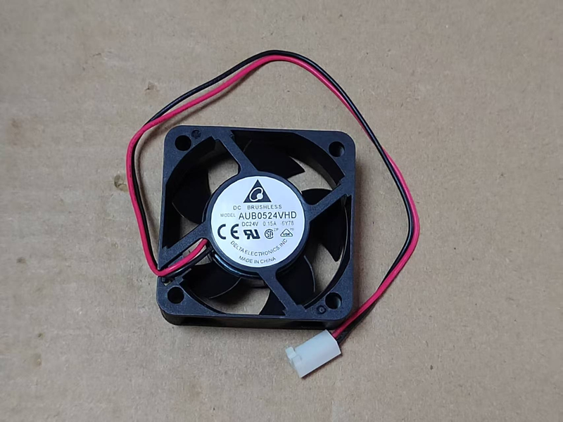 1pcs DELTA  AUB0524VHD-6Y78 DC24V 0.15A 5020 industrial computer inverter fan 2pin