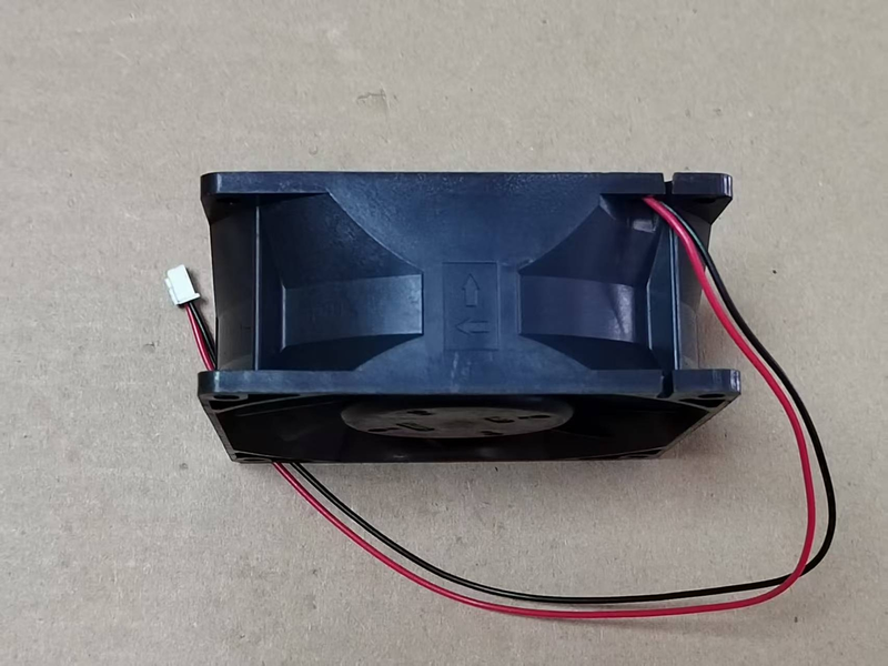 NMB-MAT 3615KL-05W-B60 インバータ冷却ファン 24V 0.55A 92×92×38mm