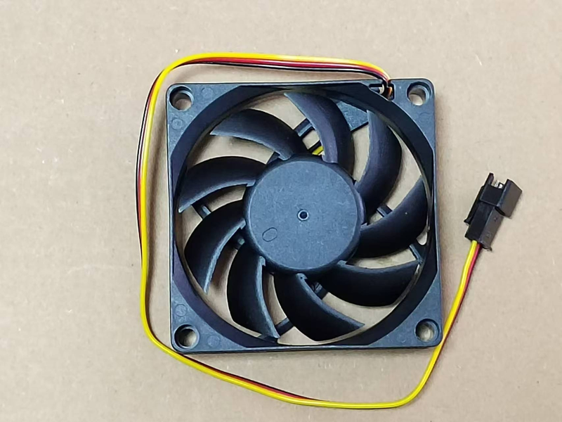 ADDA AD0724HB-D72 24V 0.16A 7015 3-WIRE レクサロット用冷却ファン
