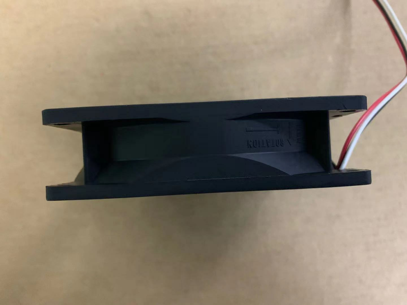 PANASONIC Panaflo 9025 FBA09A24H DC24V 0.17A 3 線式インバータ冷却ファン