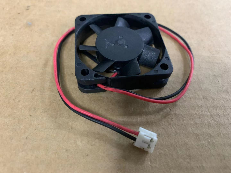 Sunon KDE2404PFV2 4010 冷却ファン 24V 1.4W 2pin Maglev 40×40×10mm