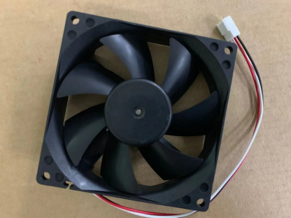 PANASONIC Panaflo 9025 FBA09A24H DC24V 0.17A 3 線式インバータ冷却ファン