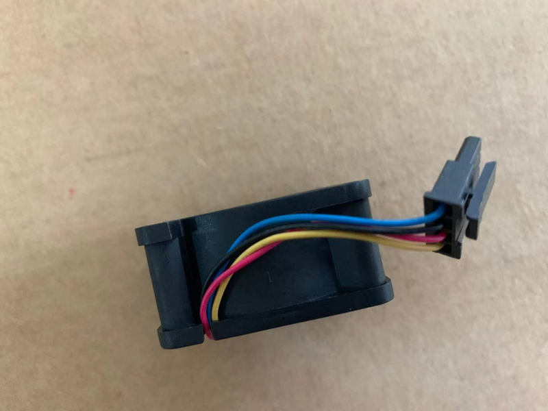 Y.S.TECH NYW04020005BSS 4020 4cm 5V 0.32A 4 線式 PWM 冷却ファン