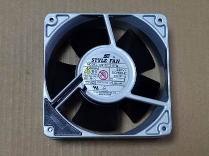 STYLE FAN US12D22-GTW 220V 12038 鉄葉軸流冷却ファン 産業用