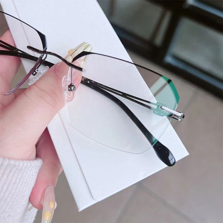 Men's highend antiblue light ultrahigh definition crystal glasses