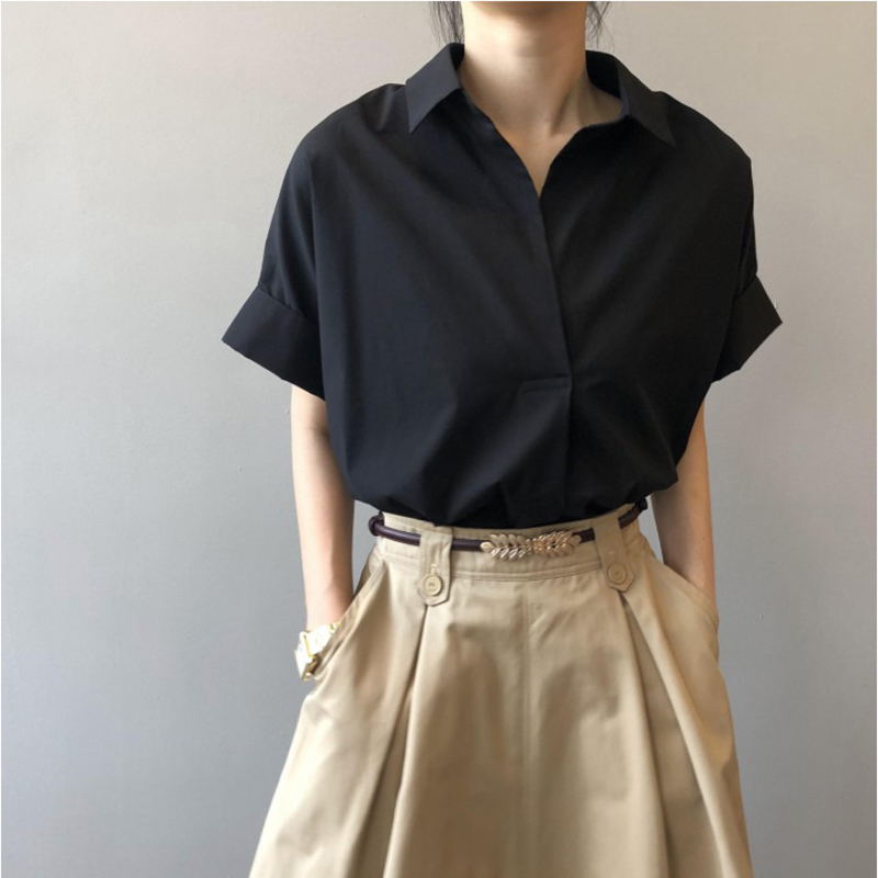 Women's solid color shirts