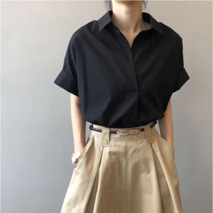 Women's solid color shirts