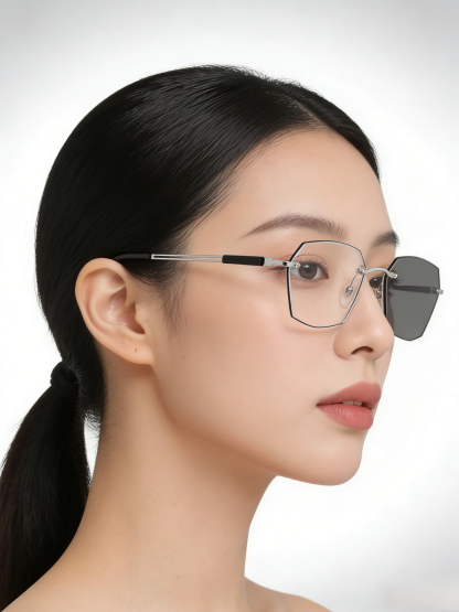 Photochromic smart zoom reading glasses