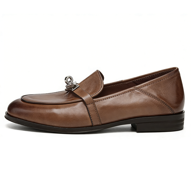 レトロ金具付きローファー｜牛革使用・クラシックフォルムの通勤シューズ・長時間履いても疲れにくい