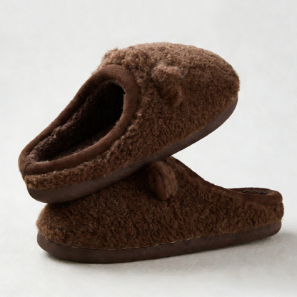 かわいい起毛仕様の保温ルームシューズ