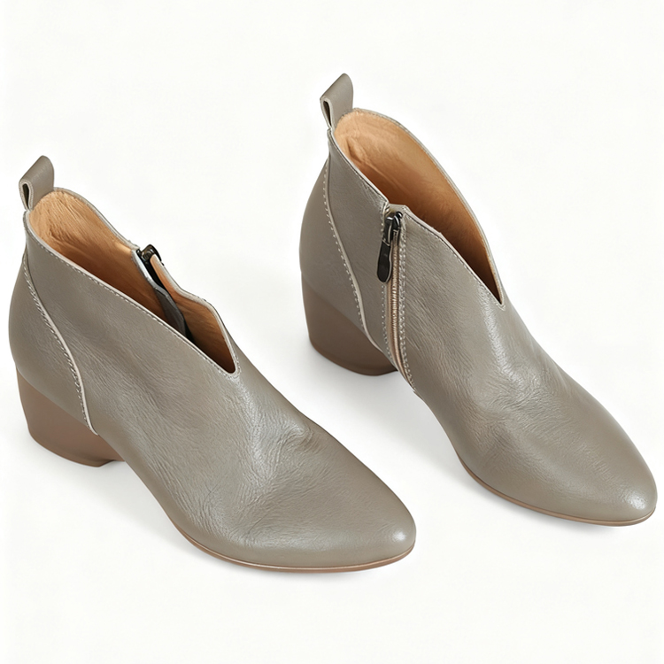 Vカットで脚長効果｜履き心地抜群の通勤ブーツ - 1011060318 - emiwalk