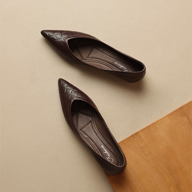 Emiwalk ソフトレザーのポインテッドトゥパンプス - 1010760659 - emiwalk