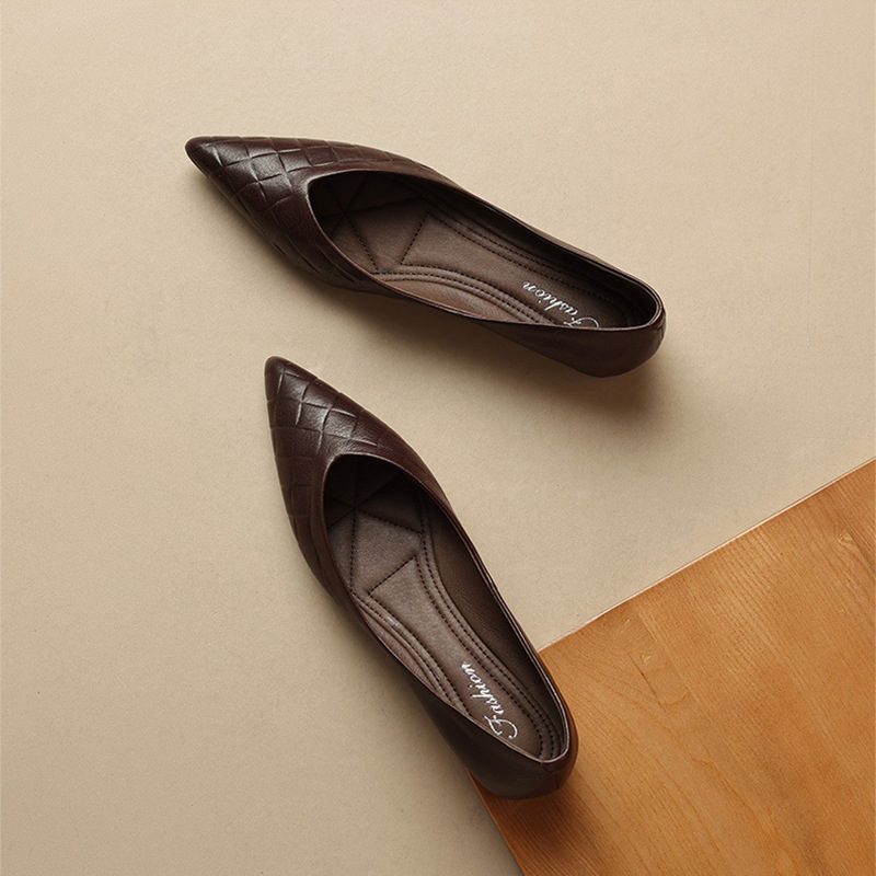 Emiwalk ソフトレザーのポインテッドトゥパンプス - 1010760659 - emiwalk