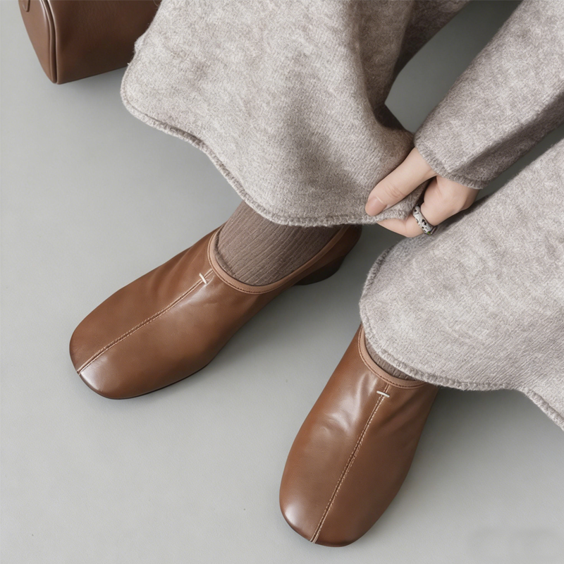 SL-Emiwalkヴィンテージスクエアヒールレザーパンプス