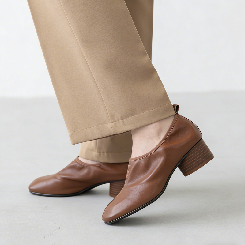 SL-Emiwalkヴィンテージスクエアヒールレザーパンプス