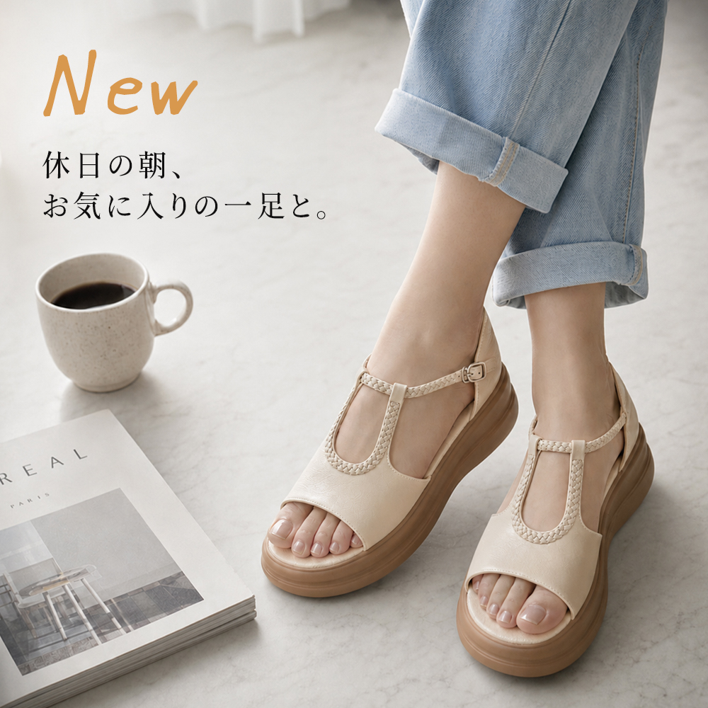 レトロなオープントゥ・ローファーサンダル。