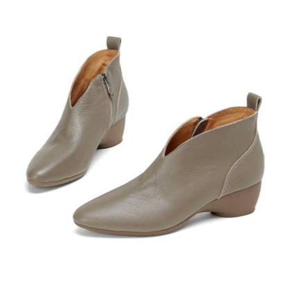 Vカットで脚長効果｜履き心地抜群の通勤ブーツ - 1011060318 - emiwalk