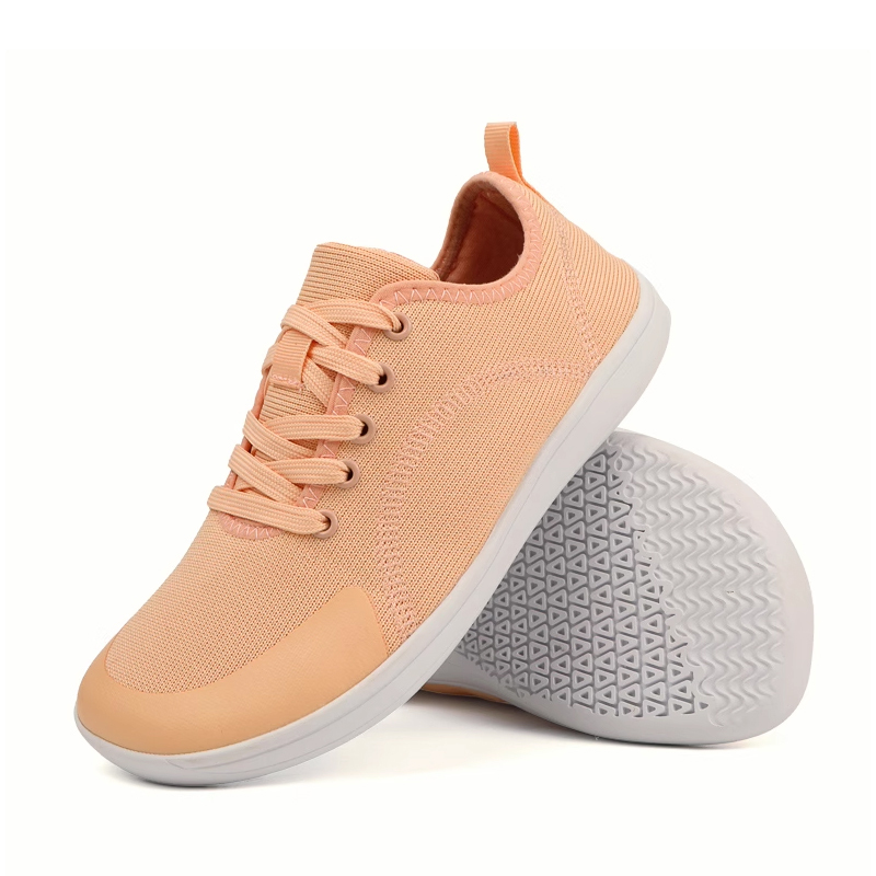 ワイドフィット × フライニット素材の軽量シューズ - 1011155425 - emiwalk