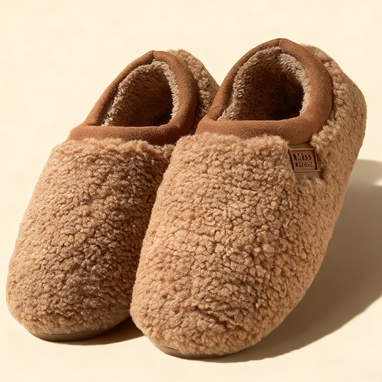 超快適なフワフワルームシューズ（かかとあり） - 1011015526 - emiwalk