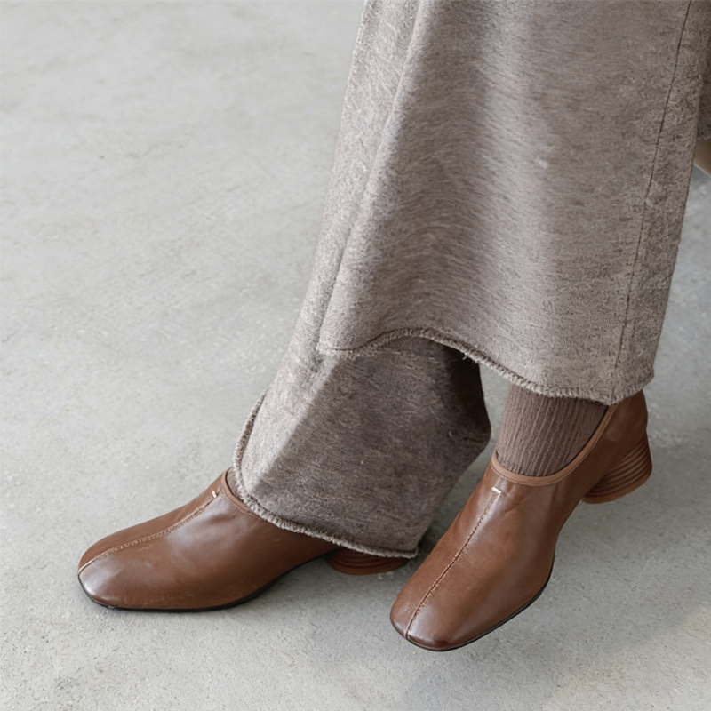 SL-Emiwalkヴィンテージスクエアヒールレザーパンプス