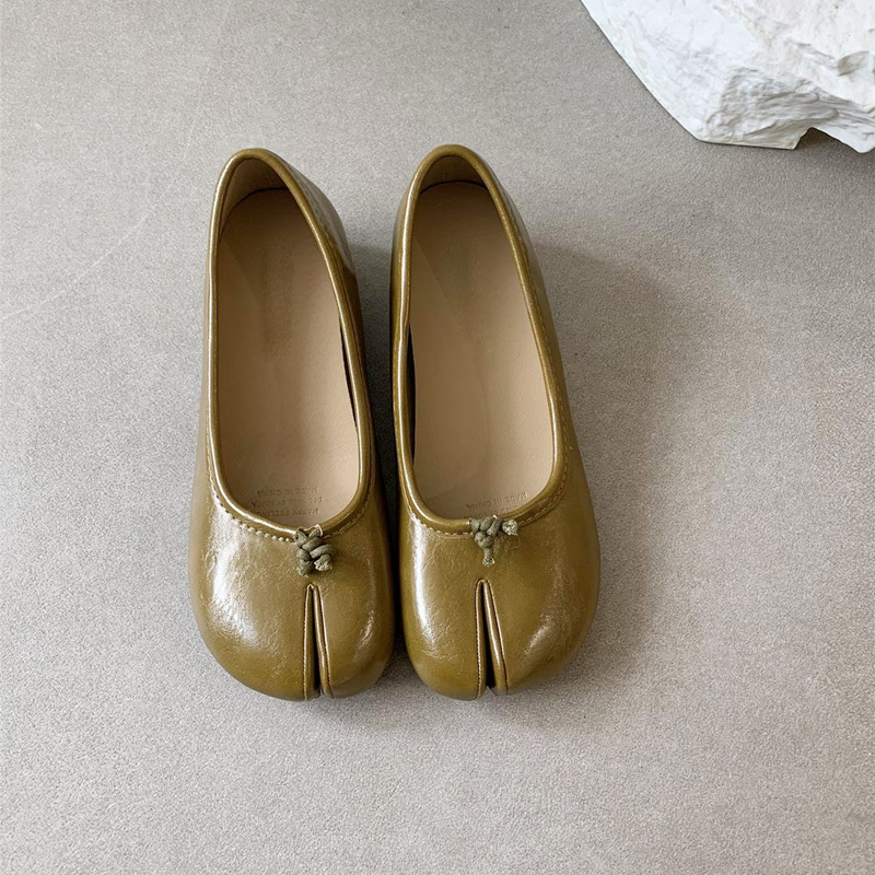 4cmインヒールレザー足袋スリッポン