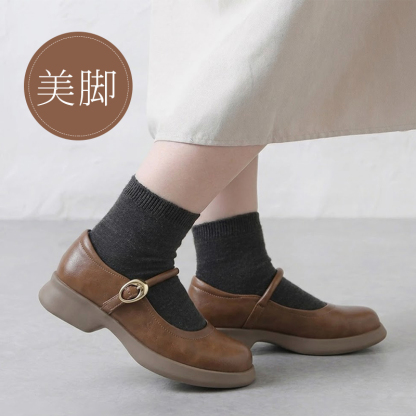 本革製・レトロスタイルのメアリージェーンシューズ