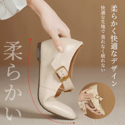 快適な生地で蒸れずに疲れにくい、しなやかに曲がるパンプスの柔軟性テスト