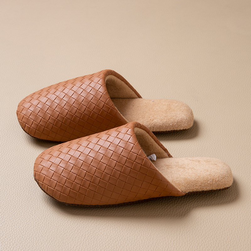 滑りにくい 軽量ルームスリッパ