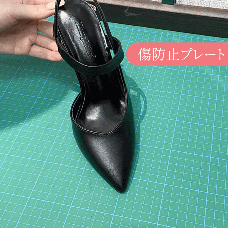 傷防止プレート加工を施した耐久性の高い美しい状態を保つ本革パンプス