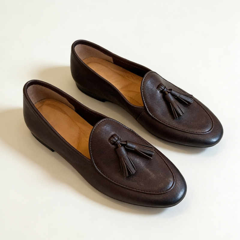 レトロフリンジ付きローファー｜牛革使用・クラシックフォルムの通勤シューズ。長時間履いても疲れにくい