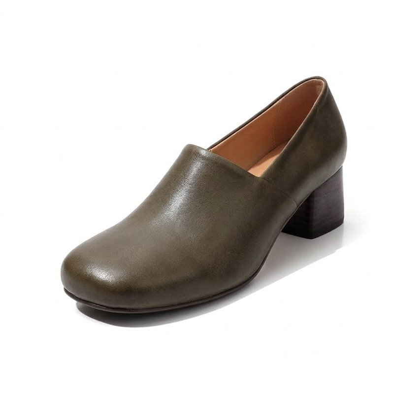 スクエアトゥ チャンキーヒール 深履きパンプス コンフォート 走れる 痛くない