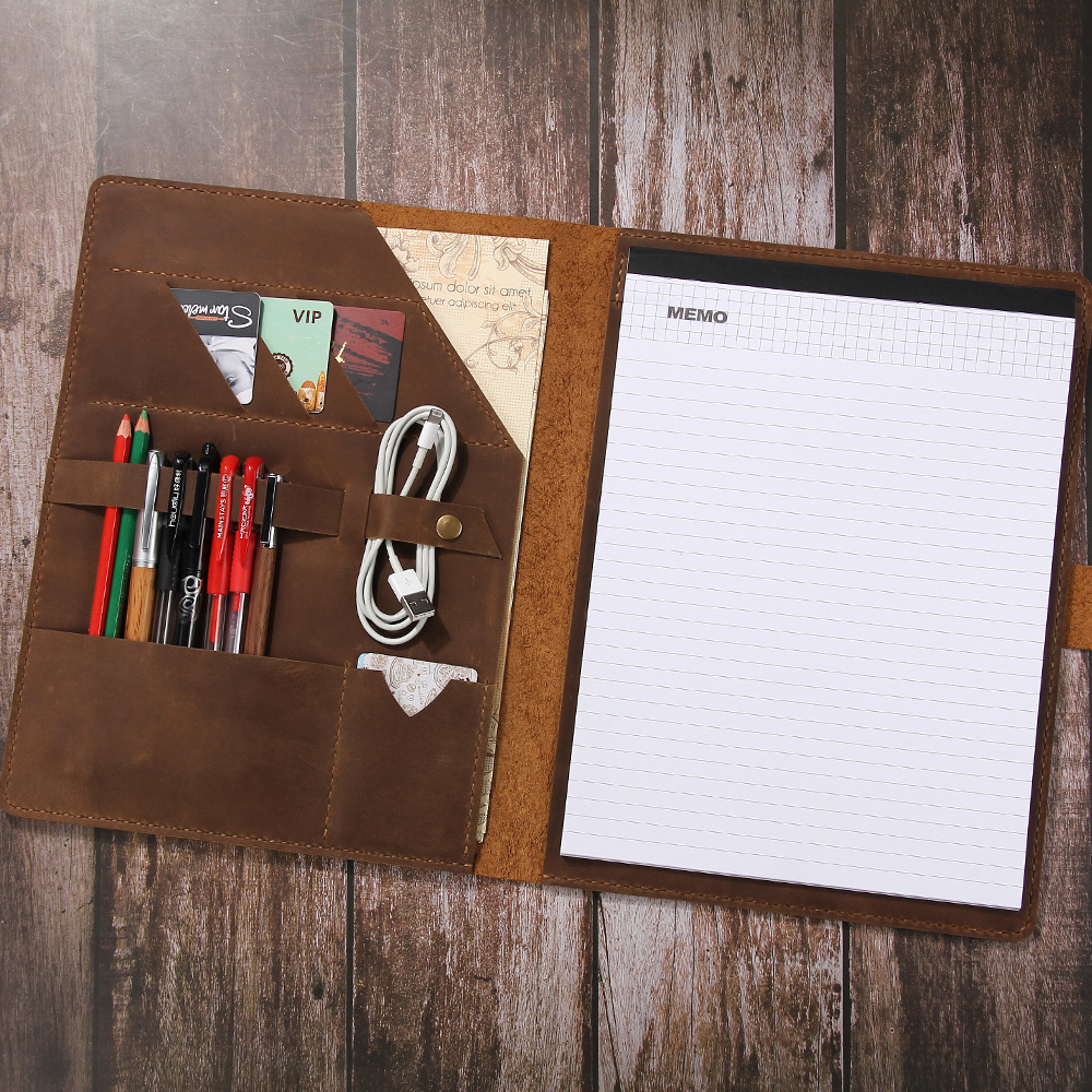 A4 革 ノート カバー 大容量収納 二つ折り フォルダ ボタン閉め