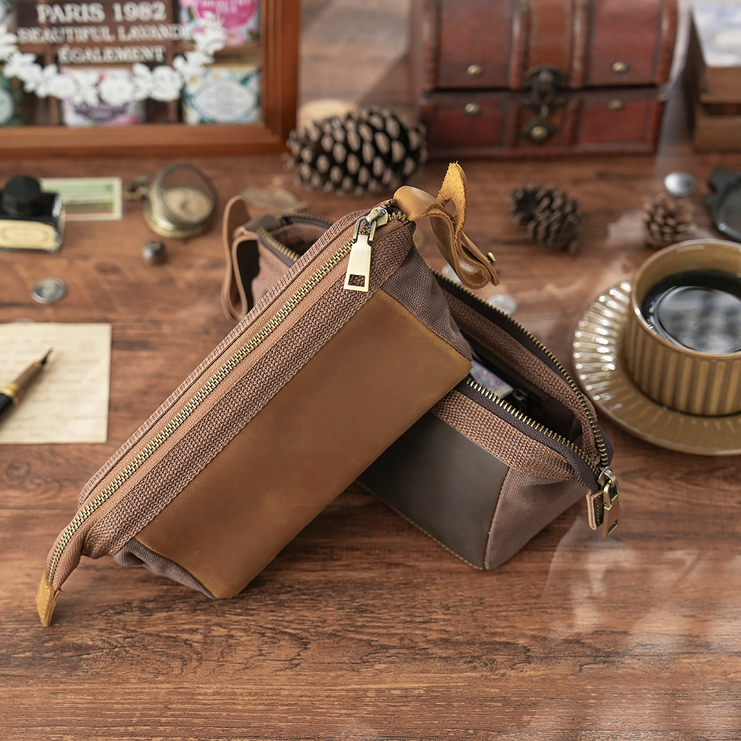 大容量 革 三角ペンケース ファスナー筆箱