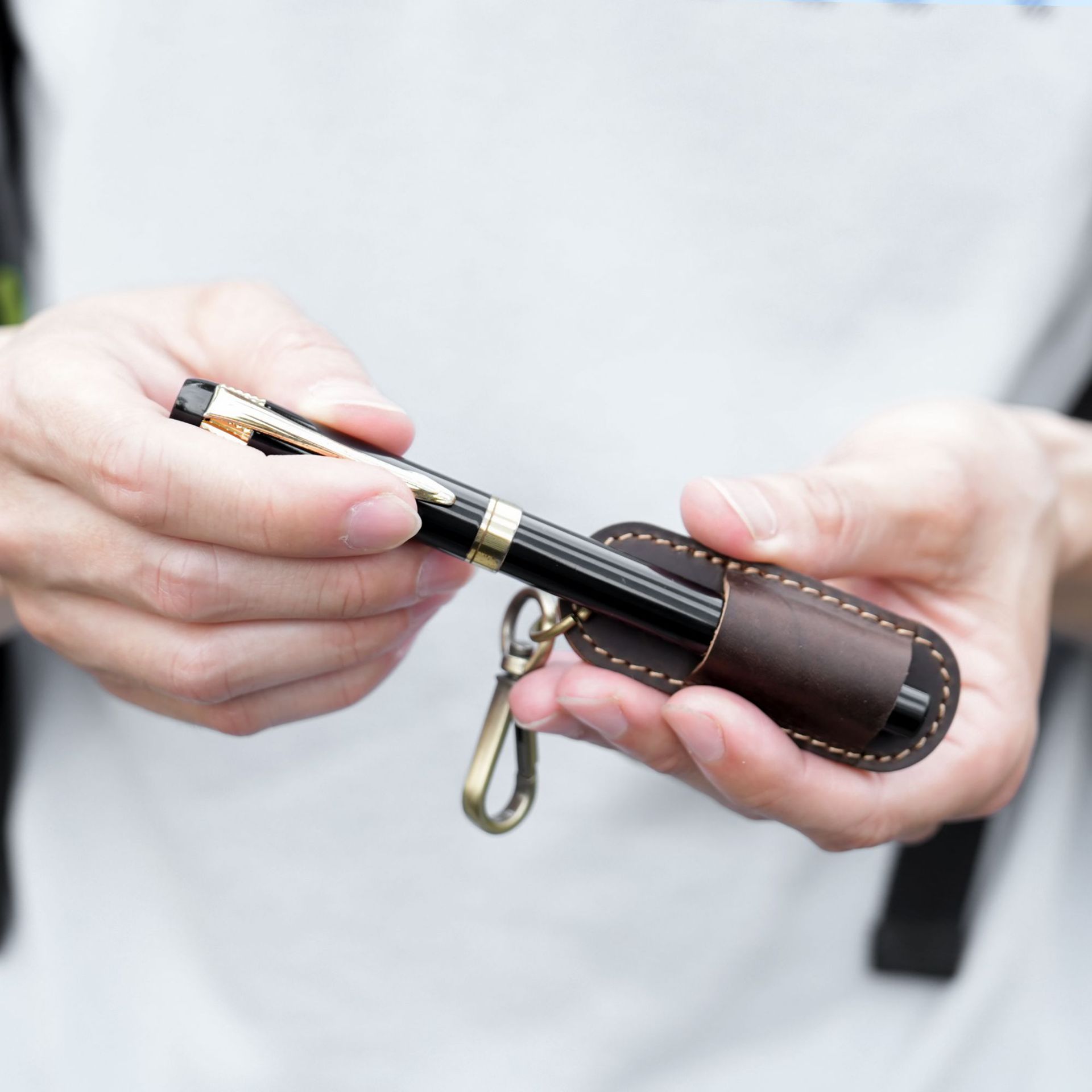 革 一本差し ペンホルダー キーチャーム/バッグチャーム