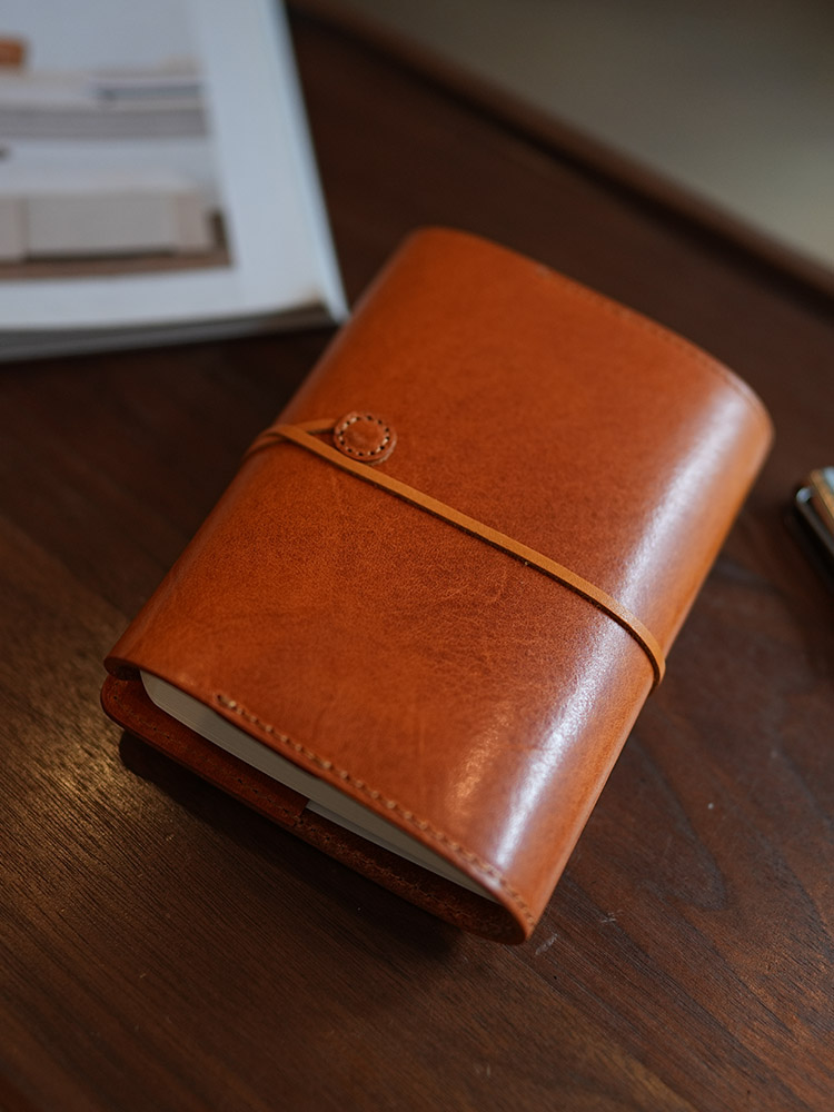 A6 文庫本 植物鞣し革 三つ折り ノート カバー