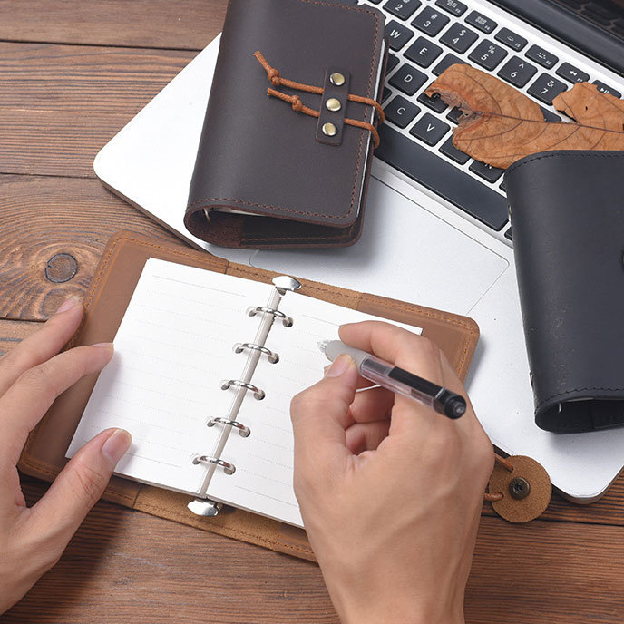 A8 5穴 バインダー 革カバー ノート 収納付き