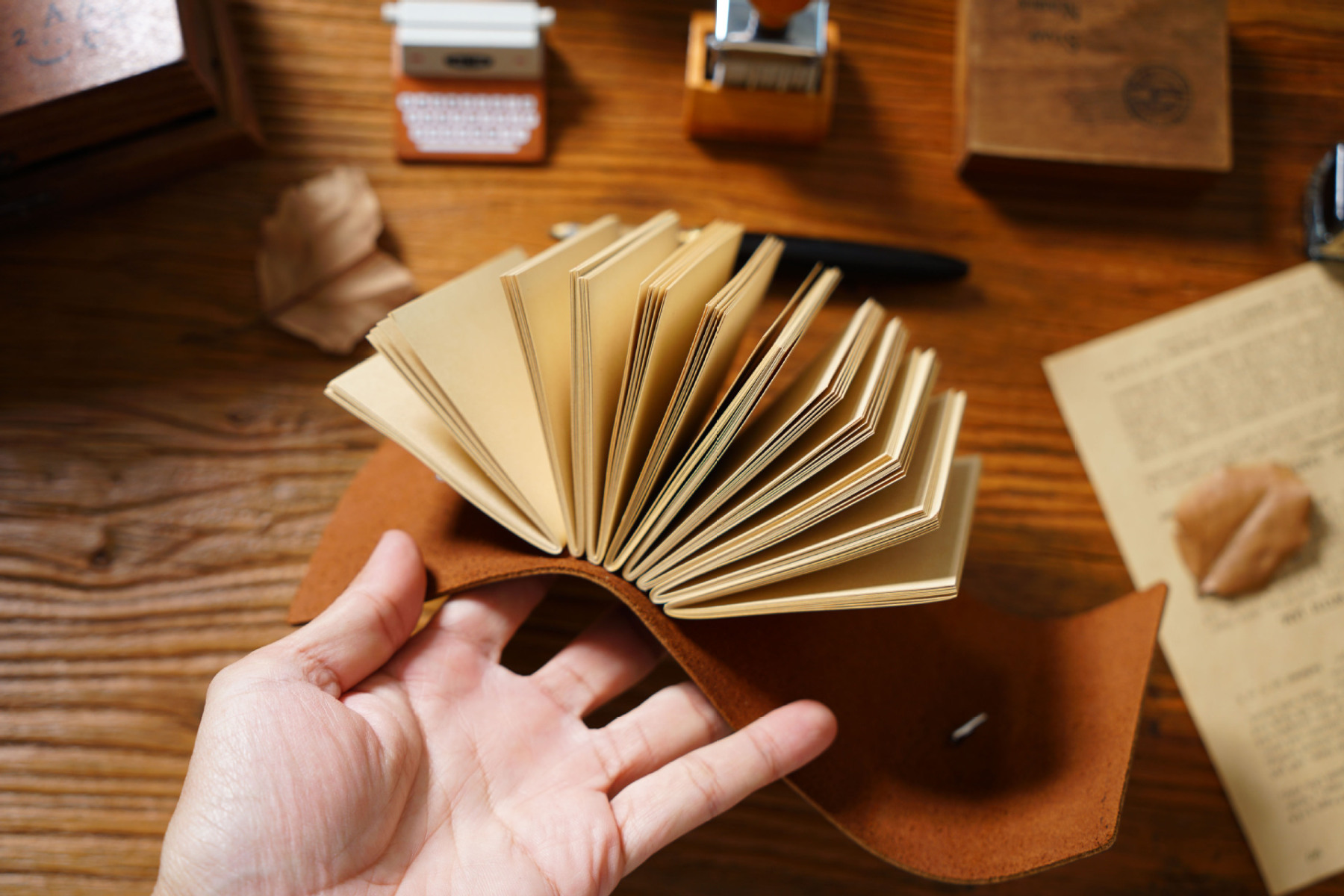 B7 革カバー ノート 厚い 手縫い システム手帳