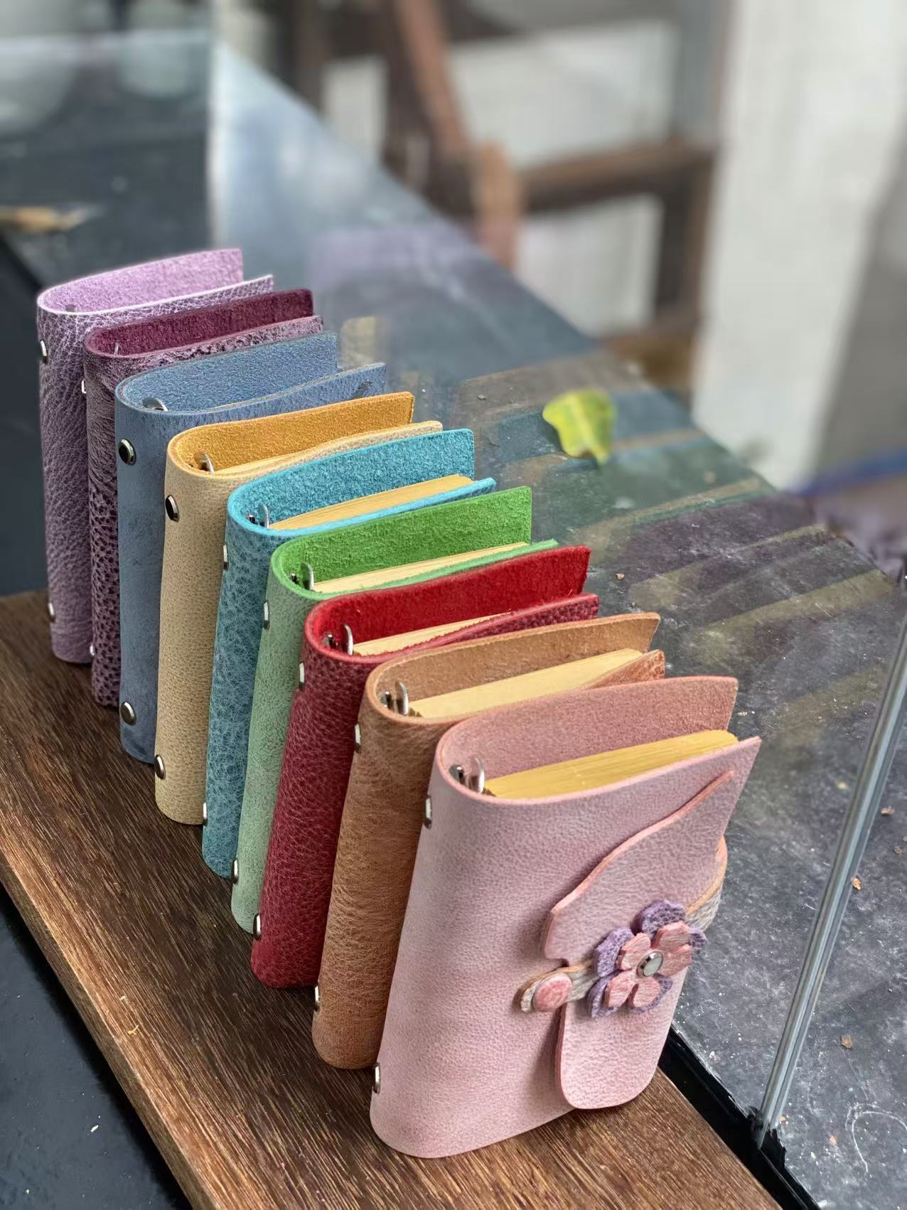 A7 6穴 バインダー 可愛い 猫 革カバー ノート