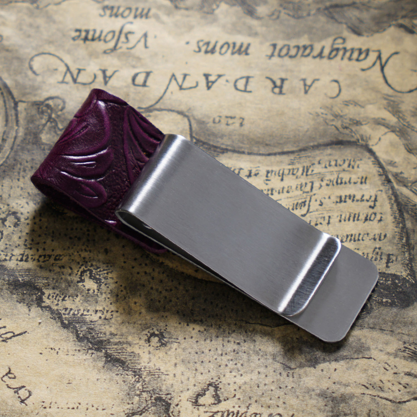 唐草模様 革 手帳 ペンホルダー