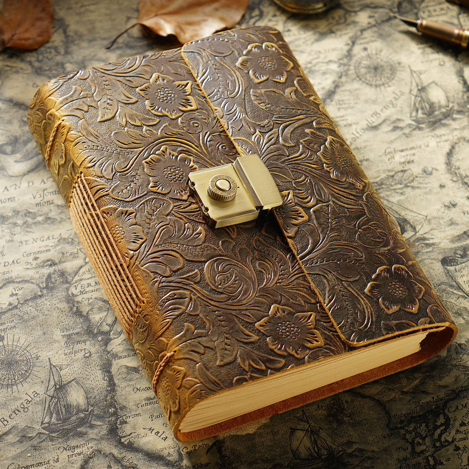 A5 花柄 革カバー ノート 手縫い システム手帳 鍵付きノート