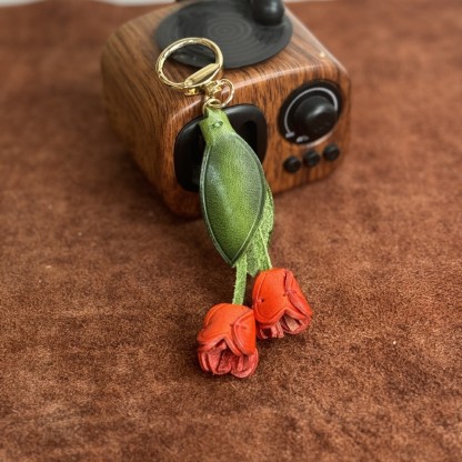 チューリップ 可愛い 革 バッグチャーム キーリング