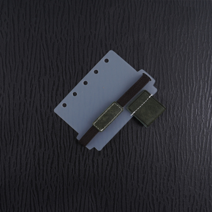 A8 5穴 バインダー用 インデックス シール帳 台紙 ペンホルダー 伸縮バンド