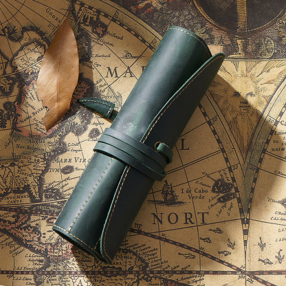 ルポペンケース 大容量 革 筆箱 筆カーテン付き