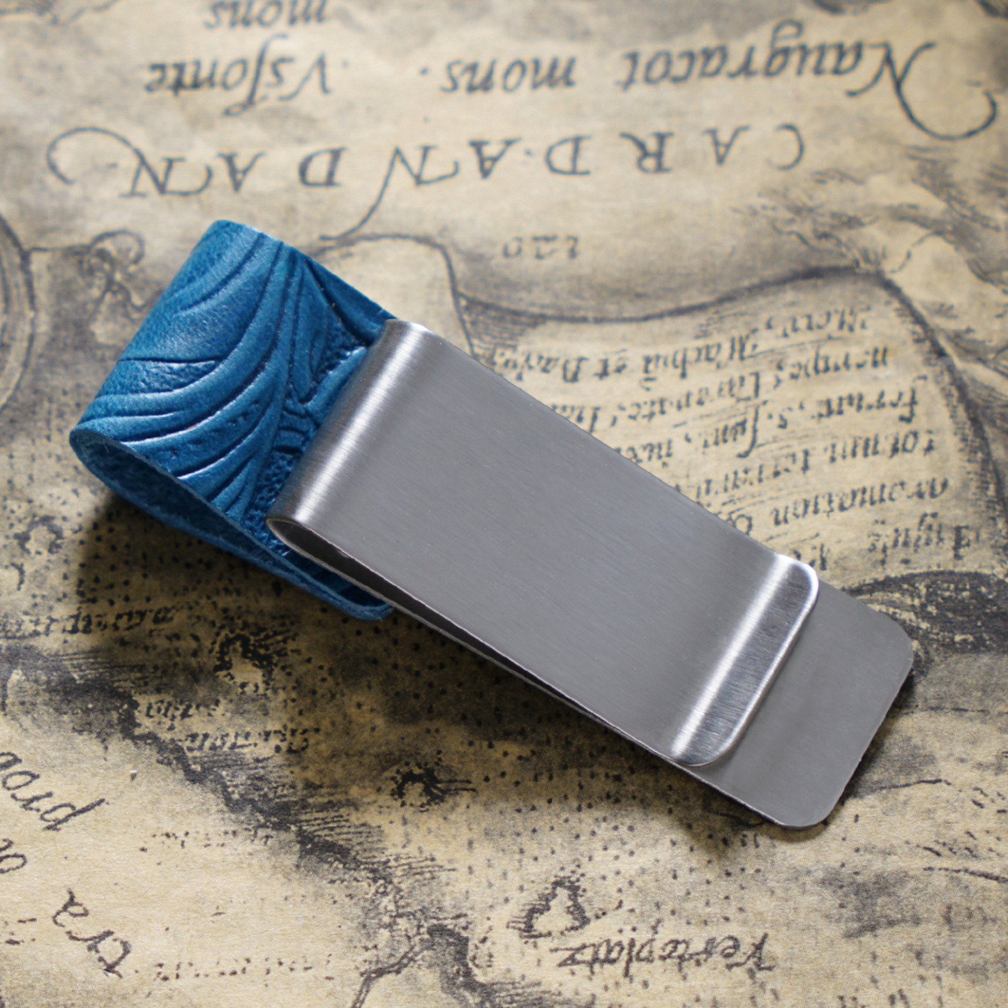 唐草模様 革 手帳 ペンホルダー