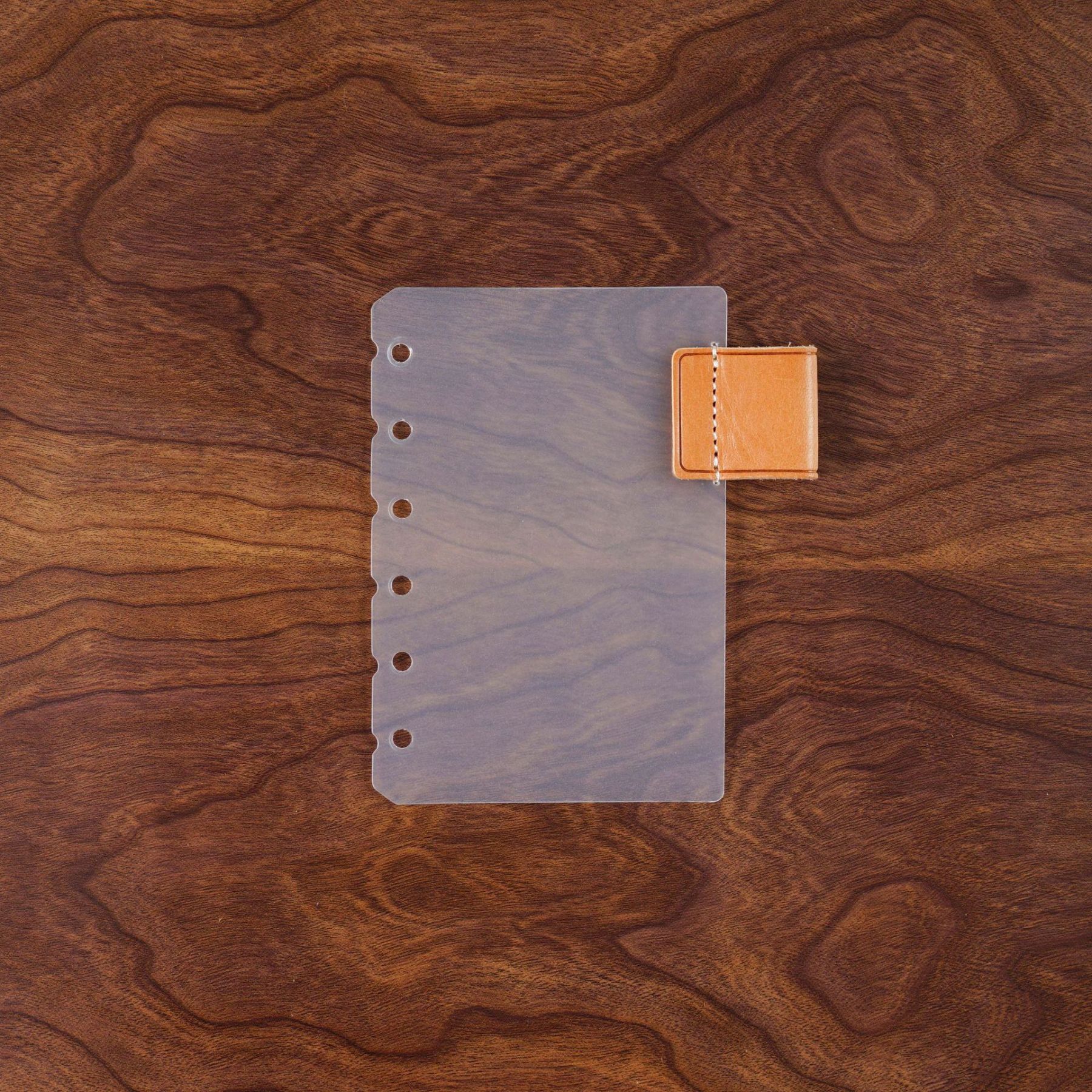 A7 6穴 バインダー用 インデックス 革 ペンホルダー付き