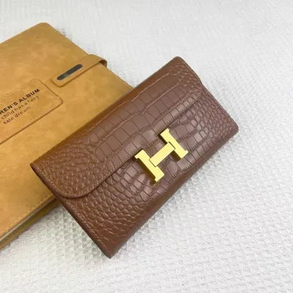 Hermes(エルメス)Constance Long Wallet 財布とクラッチバッグ