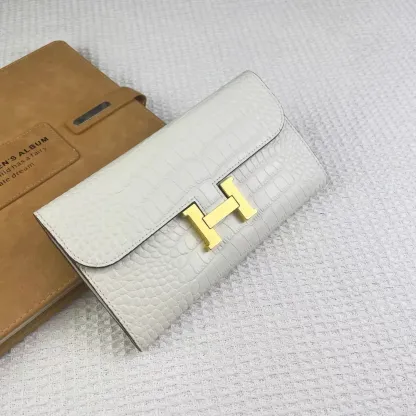 Hermes(エルメス)Constance Long Wallet 財布とクラッチバッグ