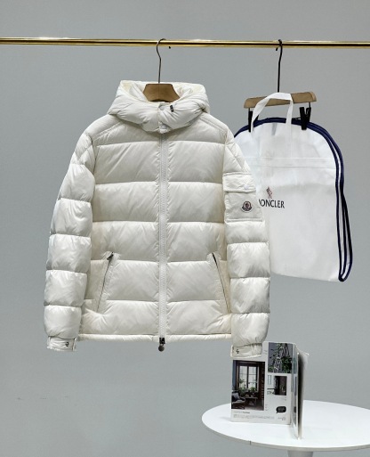 【公式認定ストア】MONCLERモンクレール 定番ダウンコート 限定発売中！多くの著名人やセレブに愛用されています! 爆買い！即完売必至MAYA  創立70周年